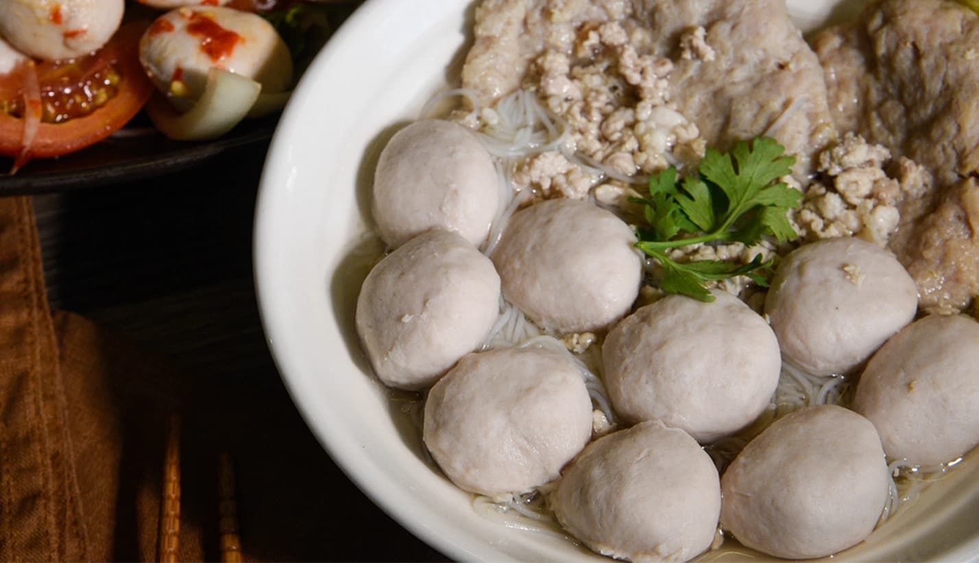 ลูกชิ้นรสโอชา - ความอร่อยที่คุณไว้วางใจ